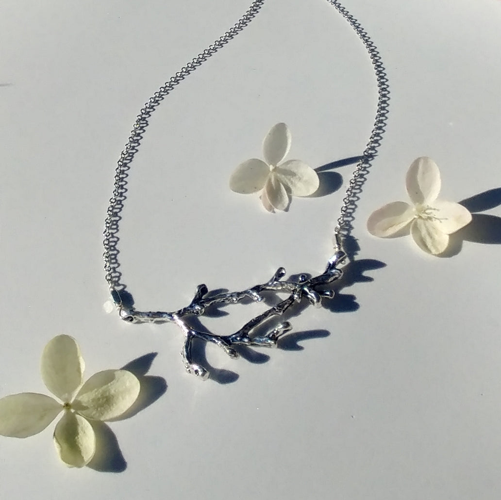 TWISTED BRANCH NECKLACE-NECKLACES-Jipsi Junk-JipsiJunk