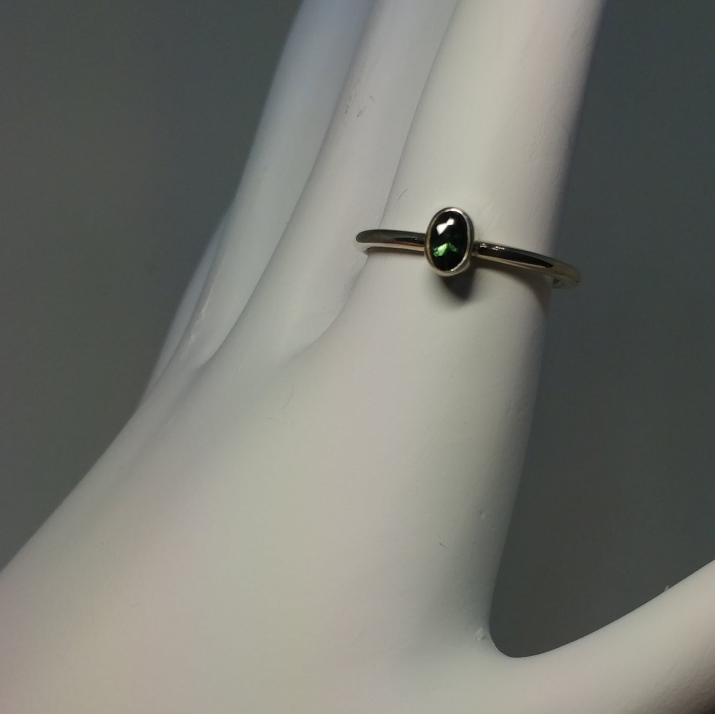 GREEN TOURMALINE OVAL TINY GEM RING IN STERLING SILVER-RINGS-Jipsi Junk-JipsiJunk