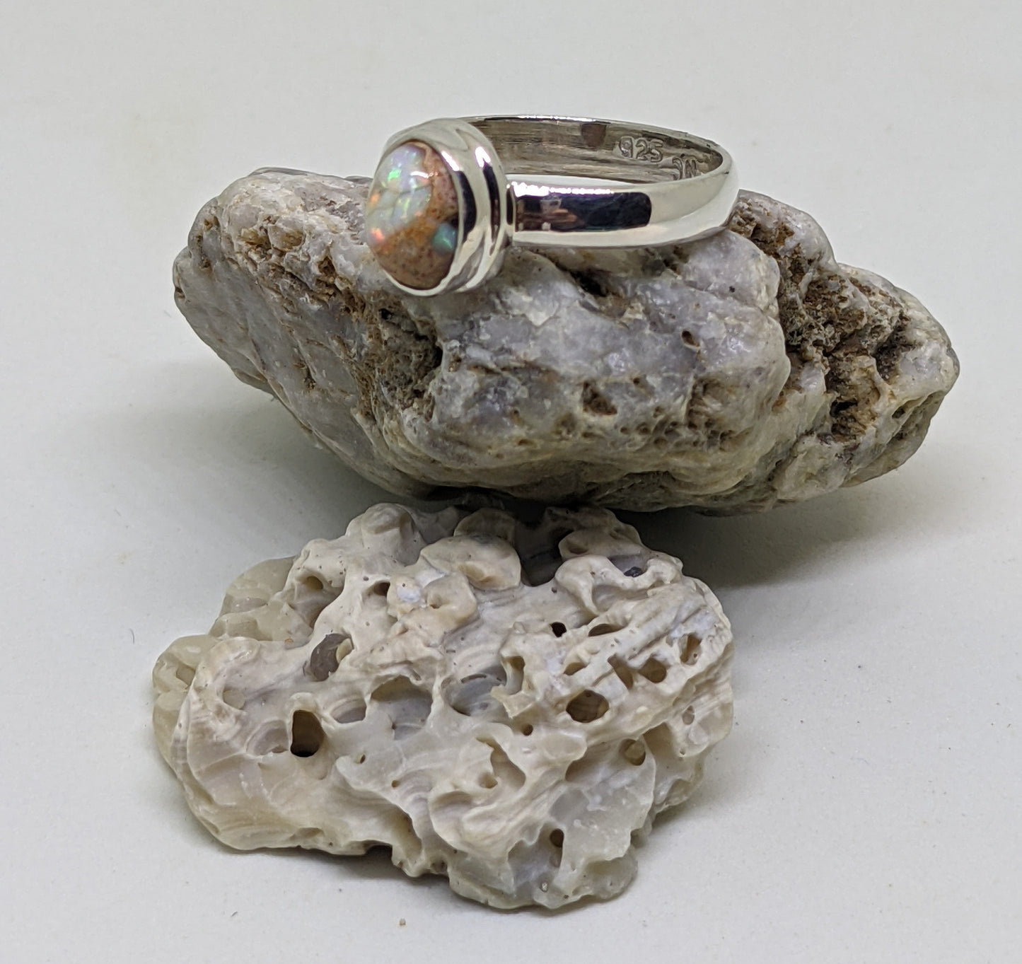 OVAL FIRE OPAL RING IN STERLING SILVER-RING-JipsiJunk-JipsiJunk