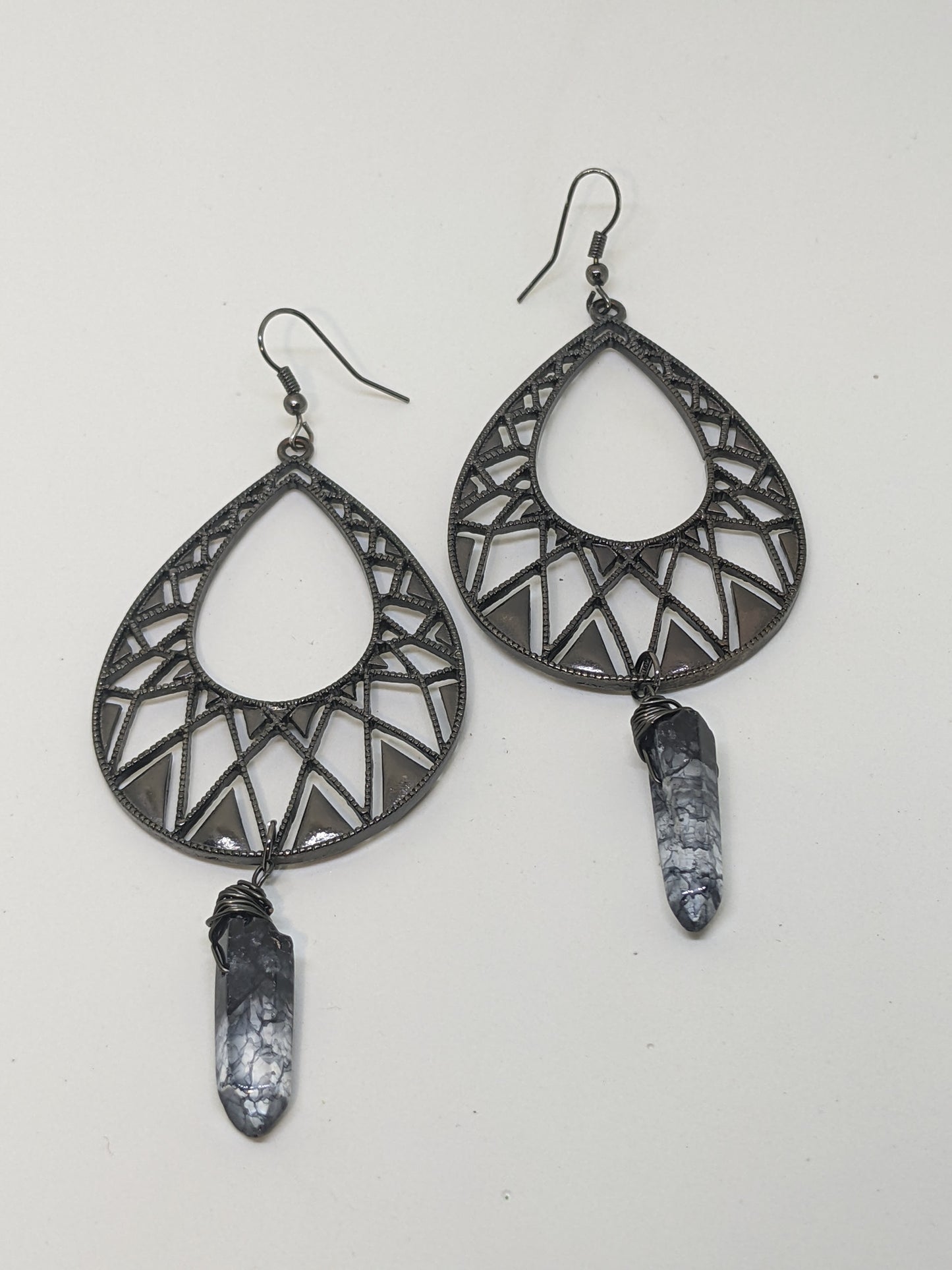 GUNMETAL CHEVRON DROP HOOPS WITH BLACK CRACKED QUARTS PINTS-EARRINGS-Jipsi Junk-JipsiJunk