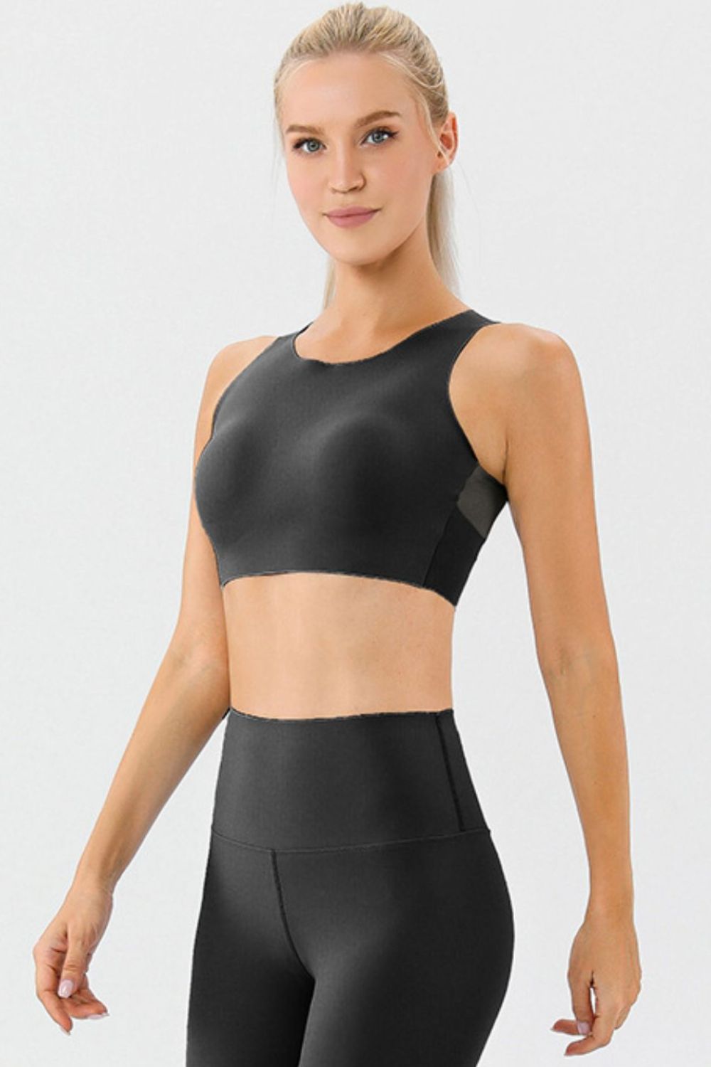 Round Neck Wide Strap Active Bra-Trendsi-JipsiJunk