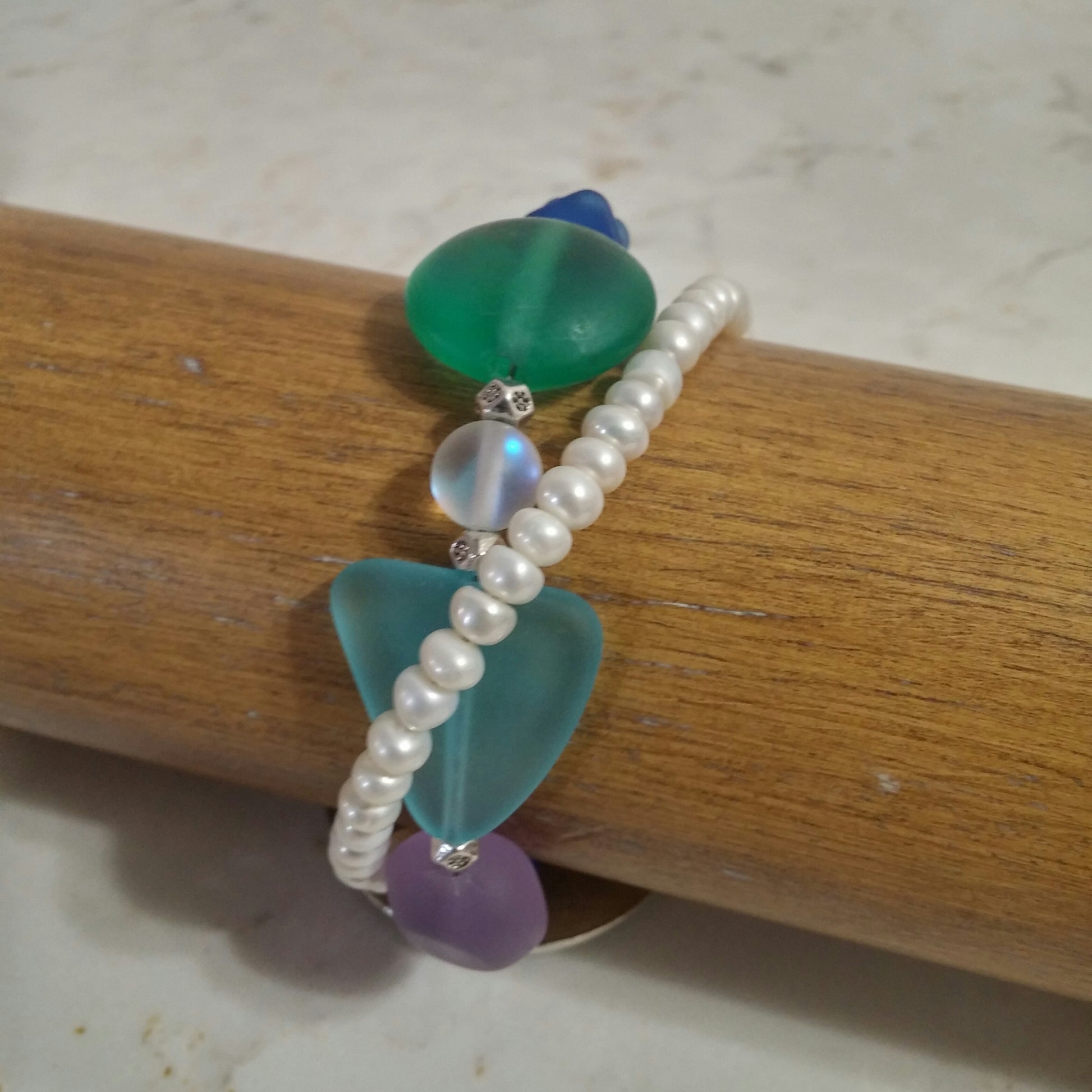 MERMAID SEAGLASS AND PEARL TOGGLE BRACELET-BRACELETS-Jipsi Junk-JipsiJunk