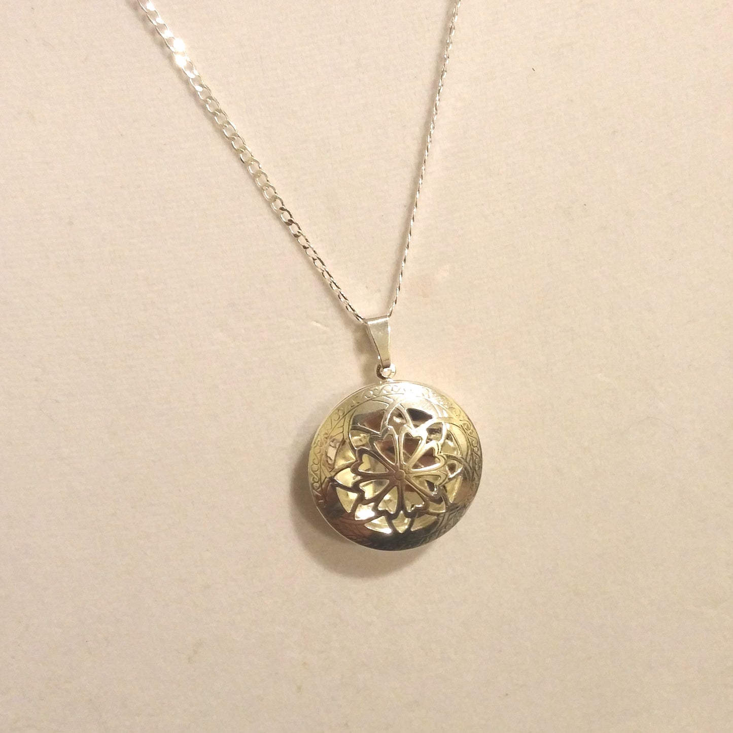 CUTOUT FLOWER COIN LOCKET AND AROMATHERAPY DIFFUSER NECKLACE WITH STERLING SILVER FLAT LINK CHAIN-NECKLACES-Jipsi Junk-JipsiJunk