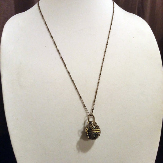VINTAGE COLORED BRASS BOHEMIAN FEATHER AROMATHERAPY DIFFUSER NECKLACE-NECKLACES-Jipsi Junk-JipsiJunk