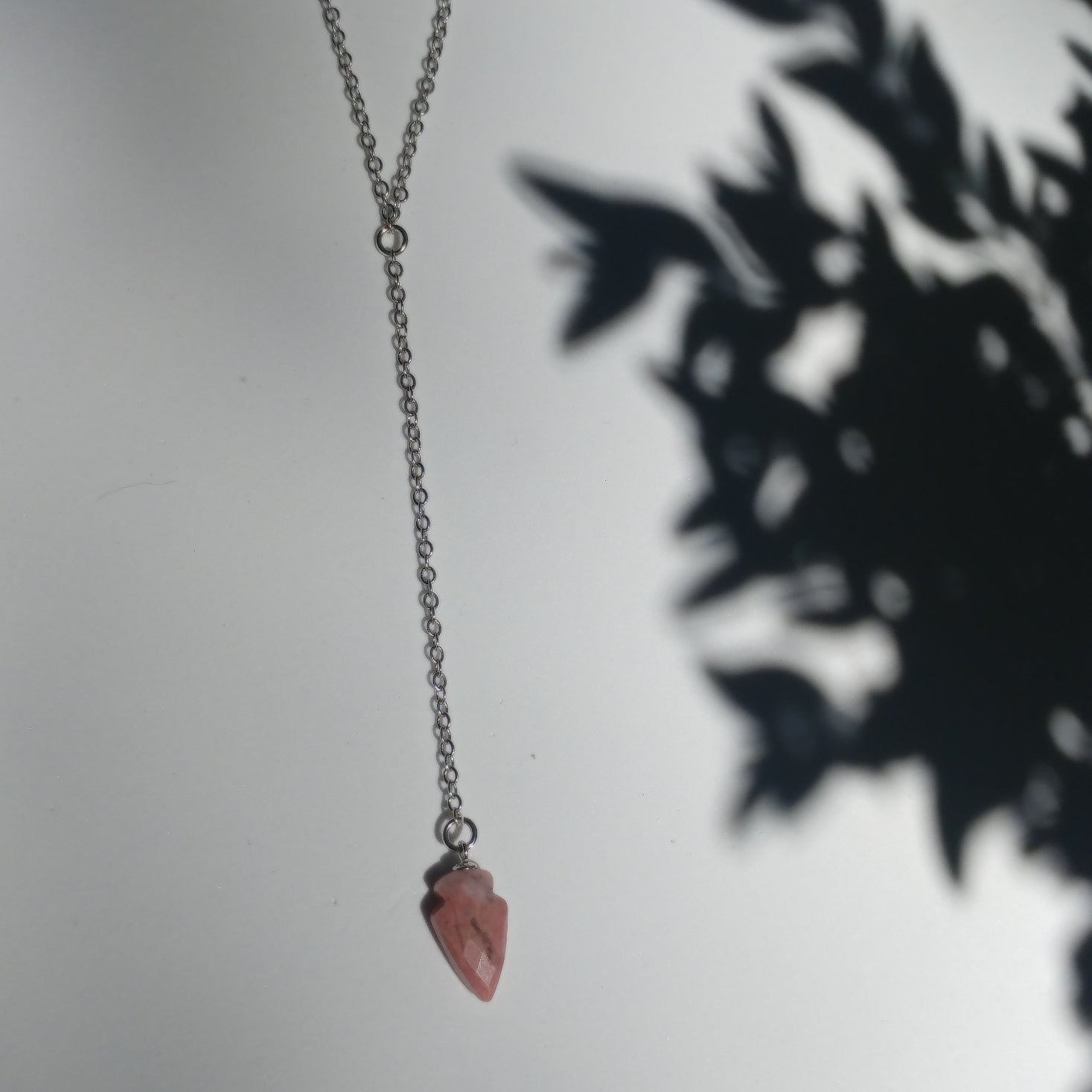 RHODONITE TINY SHIELD LARIAT NECKLACE-NECKLACES-Jipsi Junk-JipsiJunk