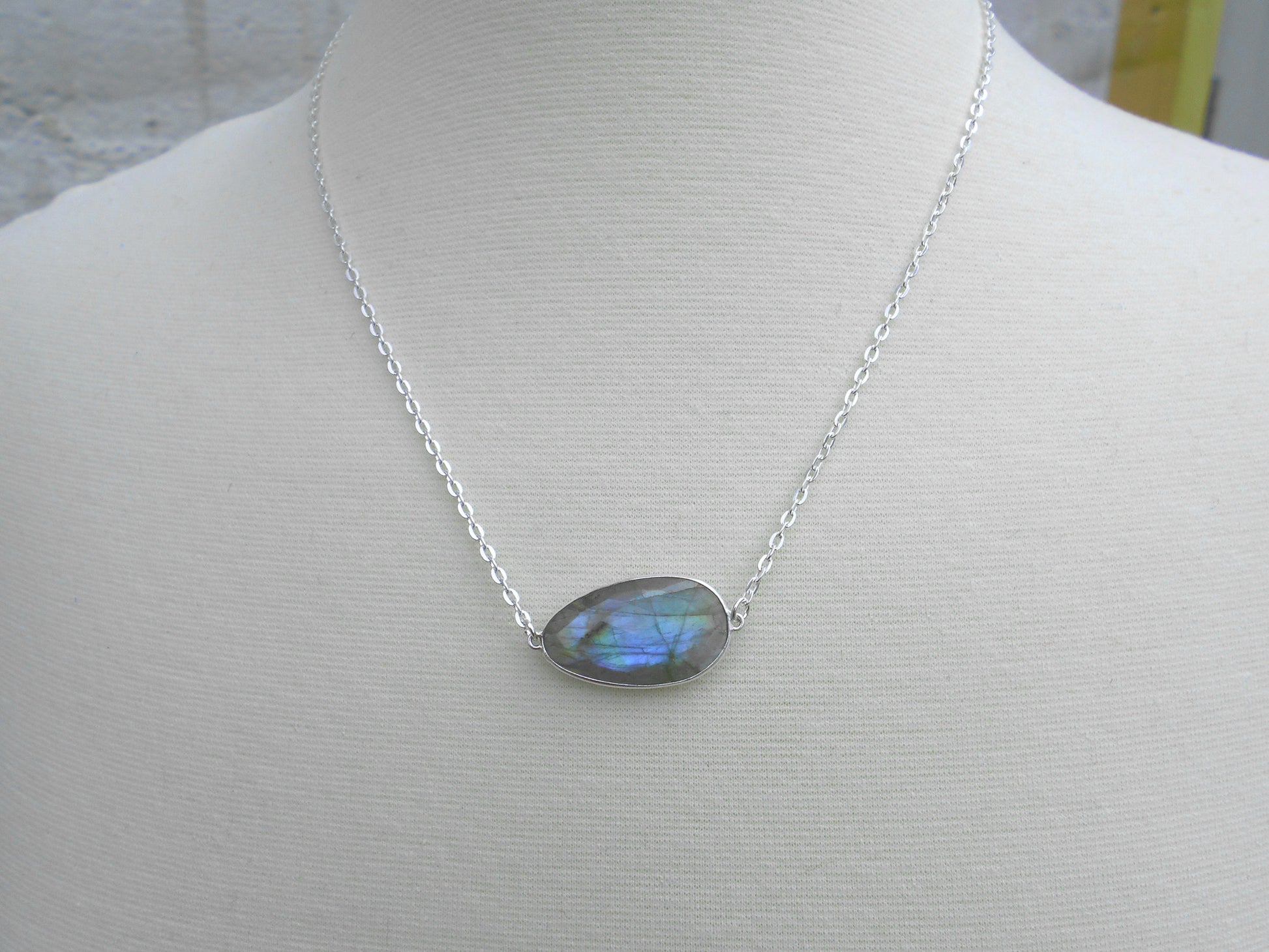 IRREGULAR OVAL LABRADORITE BEZEL LINK NECKLACE-NECKLACES-JipsiJunk-JipsiJunk