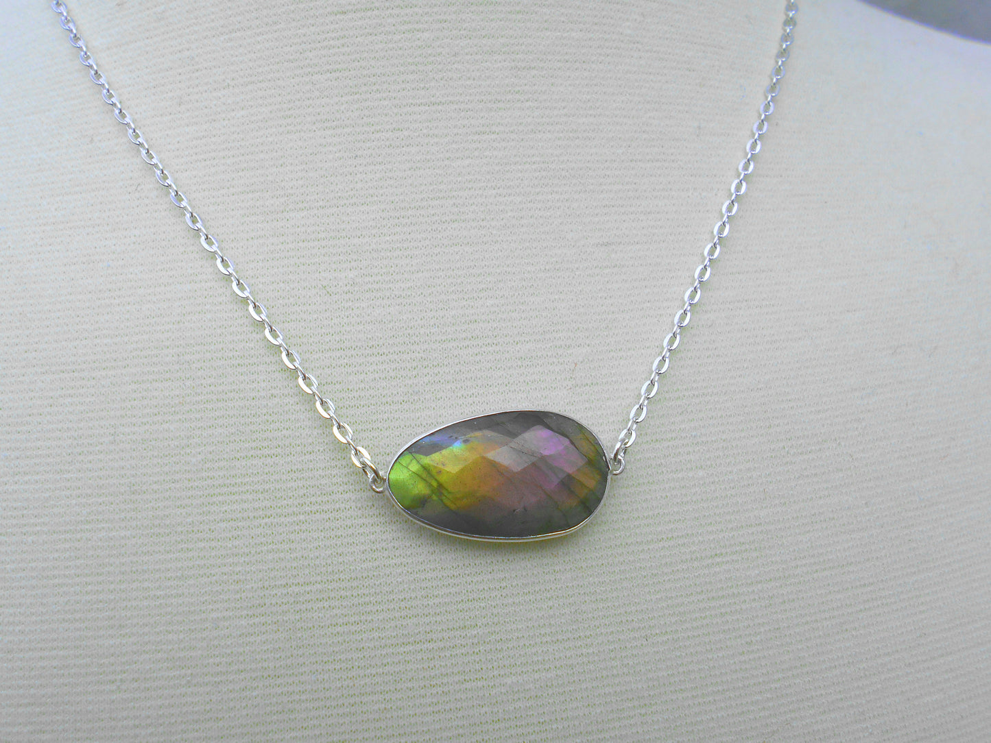 IRREGULAR OVAL LABRADORITE BEZEL LINK NECKLACE-NECKLACES-JipsiJunk-JipsiJunk