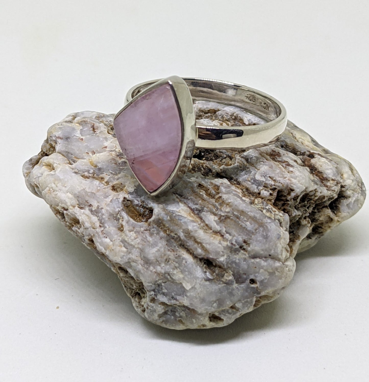 IRREGULAR SHAPED PINK RAINBOW MOONSTONE RING IN STERLING SILVER-RINGS-Jipsi Junk-JipsiJunk