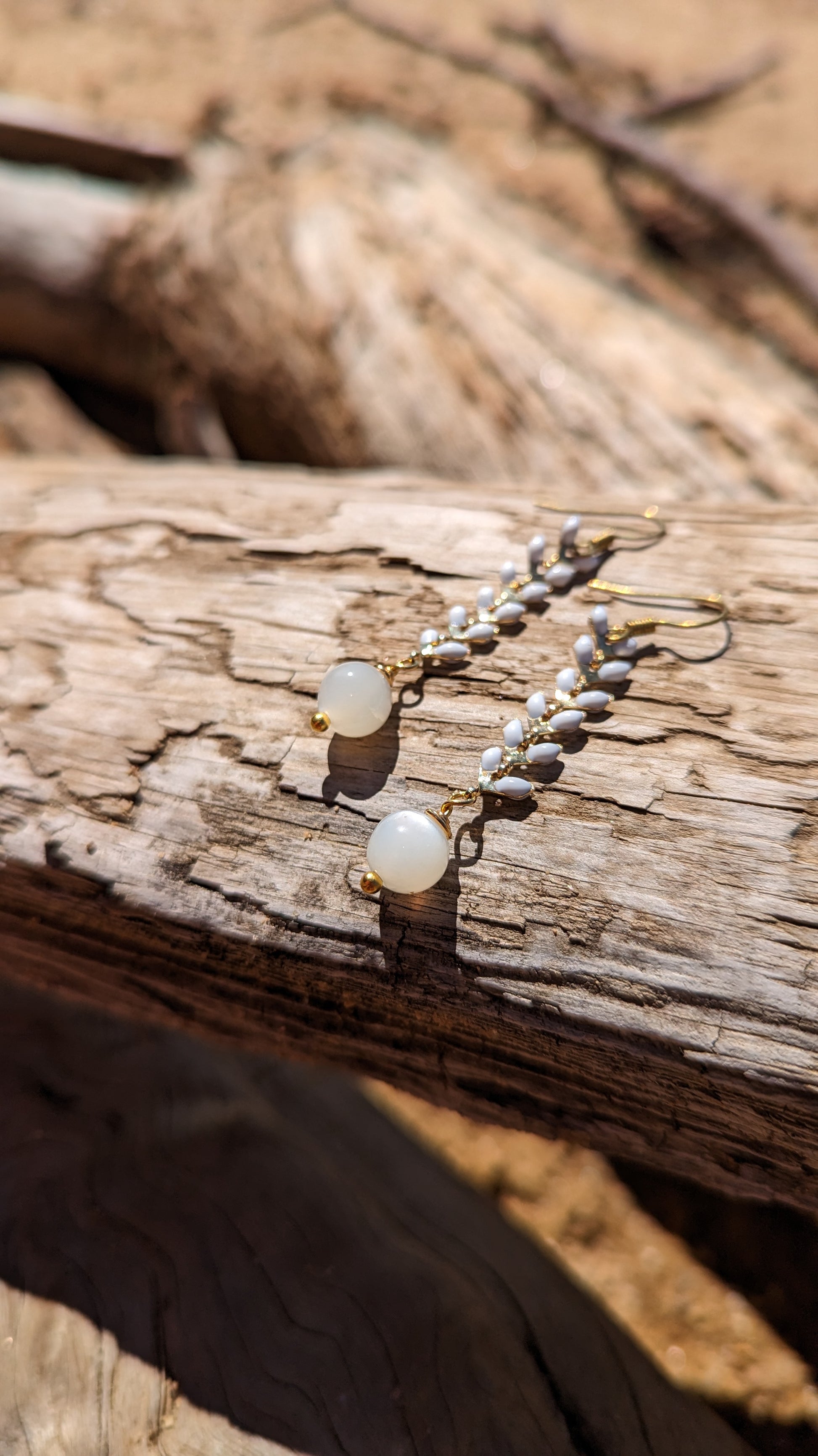 WHITE MOONSTONE FISHBONE EARRINGS-Jipsi Junk-JipsiJunk