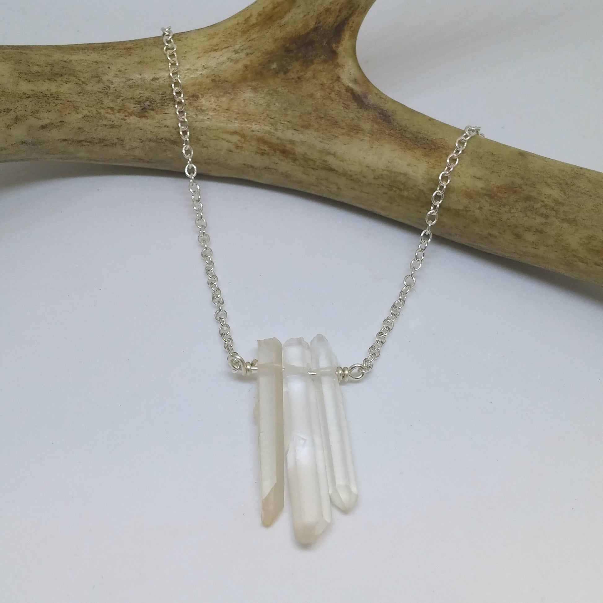 NATURAL QUARTZ CRYSTAL POINT BAR NECKLACE-NECKLACES-JipsiJunk-JipsiJunk
